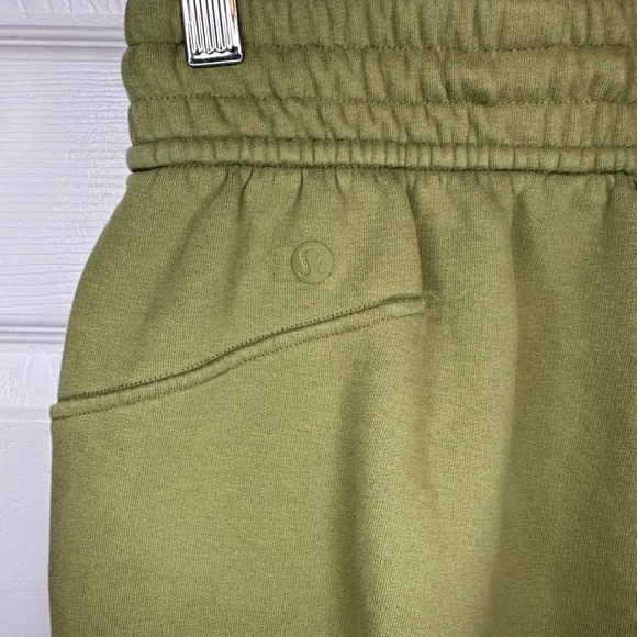 Lululemon Loungeful High-Rise Wide Leg Crop Bronze Green Sz.4 23” inseam - Picture 6 of 10